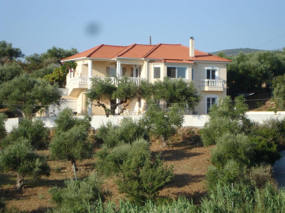 Villa Carisma Livadhákia Exterior foto